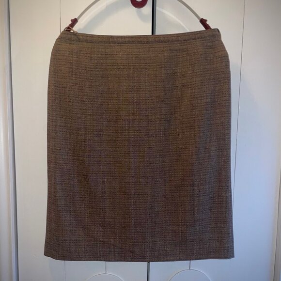 Luciano Barbera Ladies 3 piece SUIT - Picture 8 of 12